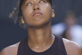 九游体育-大坂直美意外战胜C9，战术调整引爆全场！