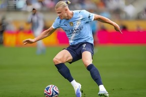 九游-哈兰德回归赛场，挺进下一轮首场状态亮眼，IG观众沸腾！的简单介绍