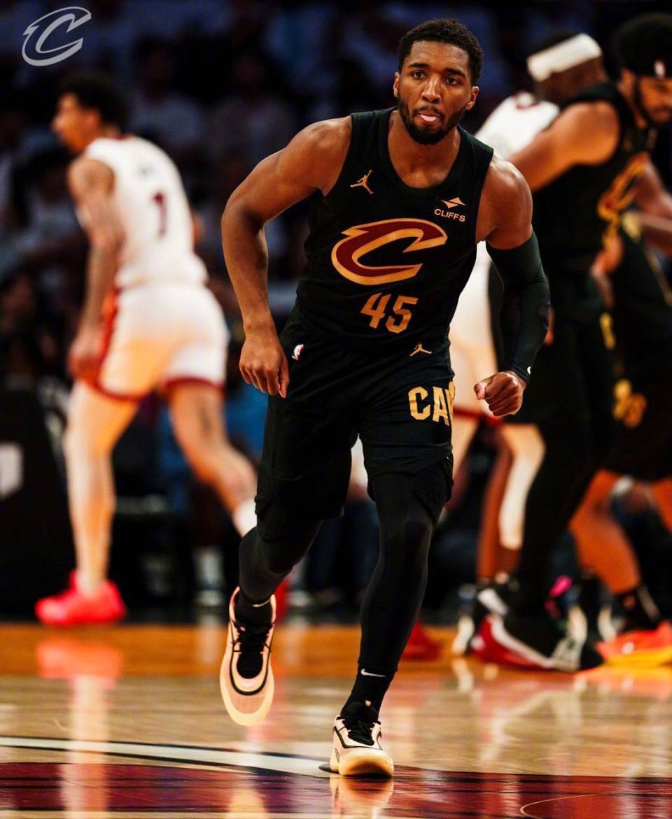 吉米巴特勒56分集锦 吉米巴特勒56分集锦